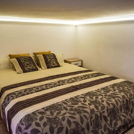 Exclusive Apartmanok Сегед Екстер'єр фото