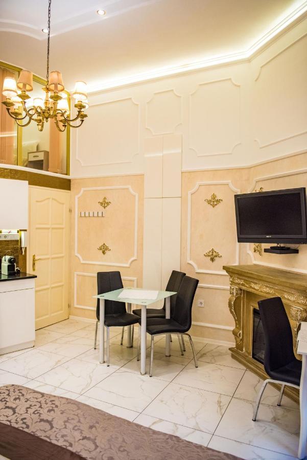 Exclusive Apartmanok Сегед Екстер'єр фото